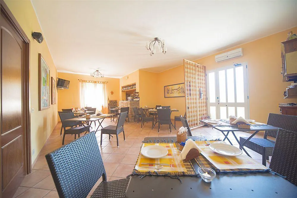 B&B Bonsai Santa Maria la Palma Bed & Breakfast
